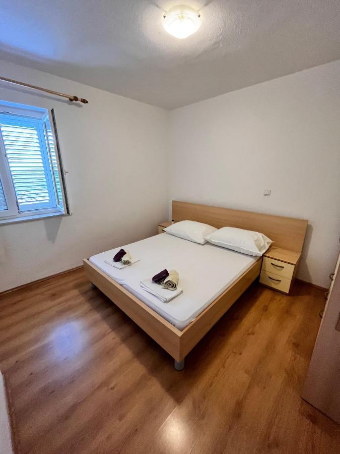 Apartments By The Sea Metajna, Pag - 6465 Экстерьер фото
