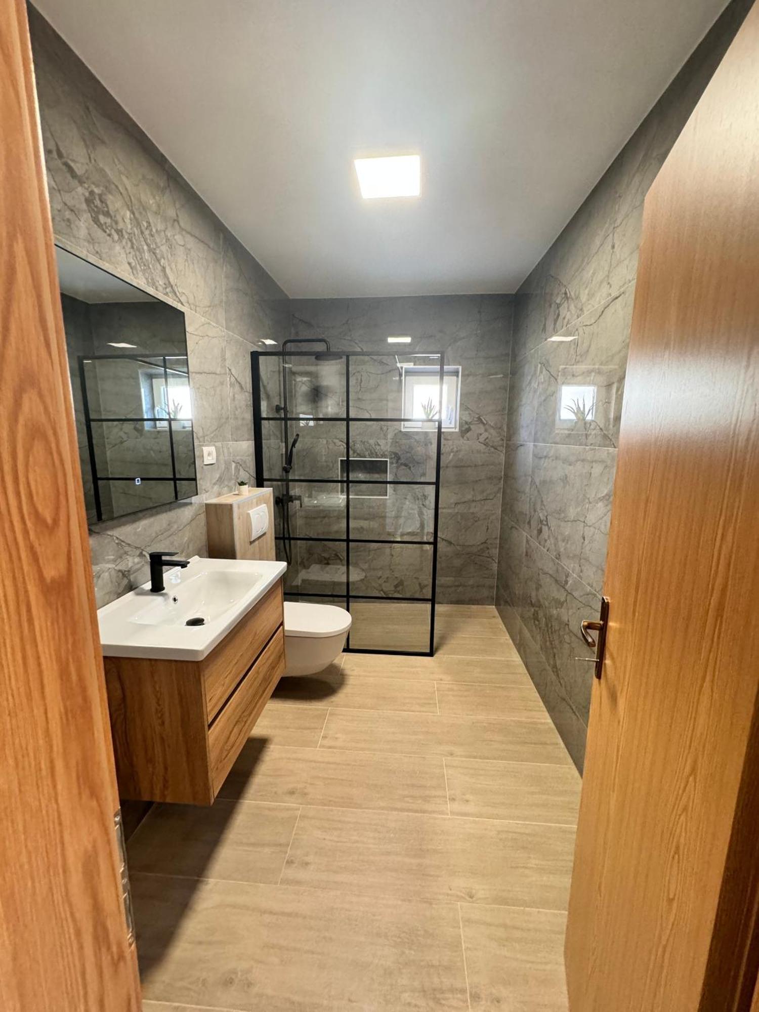 Apartments By The Sea Metajna, Pag - 6465 Номер фото